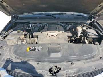 Cadillac Escalade III 2018 Cadillac Escalade Esv 2018 6.2l 6.2 Benzyna 420KM, zdjęcie 6