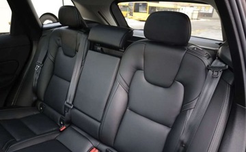 Volvo XC60 II 2023 Volvo XC 60 Volvo XC 60 T6 AWD Plug-In Hybrid R-Design 2.0 Hybryda Plug-in, zdjęcie 24