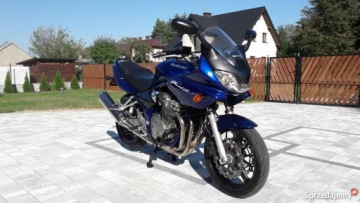 SUZUKI GSF 600 BANDIT 00-04 ПОДВЕСКА ВЕРХНЯЯ ПОЛКА ОРИГИНАЛ