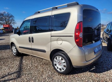 Fiat Doblo III Van 1.4 16v 95KM 2010 Fiat Doblo Benzyna z Niemiec - zarejestrowany, zdjęcie 22