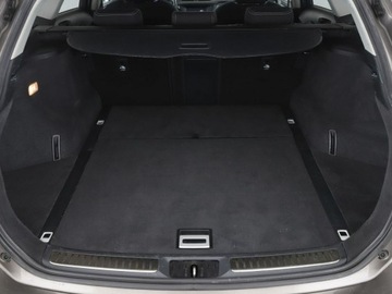 Toyota Avensis III Wagon Facelifting 2015 1.8 Valvematic 147KM 2016 Toyota Avensis Edition-S automat navi grzane, zdjęcie 18