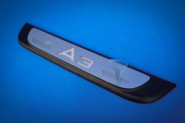 Накладки на пороги с подсветкой Audi A3 ori задний комплект