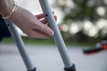 Руль BTWIN для велосипедов диаметром 14 и 16 дюймов.