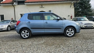 Skoda Fabia II Hatchback 1.4 i 16V 85KM 2009 Škoda Fabia Skoda Fabia Benzyna 1.4, zdjęcie 6