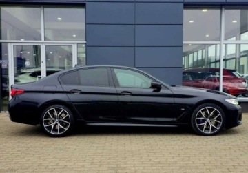 BMW Seria 5 G30-G31 Limuzyna 530i 252KM 2020 BMW Seria 5 2.0 PB 252KM AT XDRIVE M Sport FV23 Salon PL Serwis ASO Gwaran, zdjęcie 4
