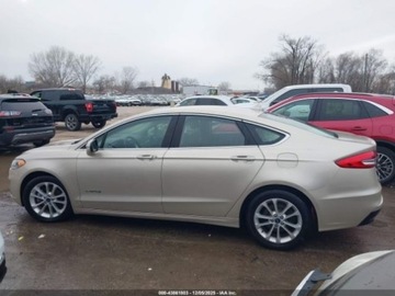 Ford Fusion 2019 Ford Fusion Hybrid Sel, 2019r., 2.0L 2.0 Benzyna 141KM, zdjęcie 5