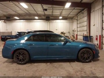 Chrysler 300C II 2022 Chrysler 300 Touring L 2022 3.6l 3.6 Benzyna 292KM, zdjęcie 6