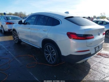 BMW X4 G02 2021 BMW X4 xDrive30i 2021 2.0 Benzyna 248KM, zdjęcie 3