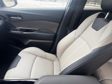 Toyota C-HR I Crossover Facelifting 2.0 Hybrid Dynamic Force 184KM 2021 Toyota CH-R 2.0 Hybrid Executive VIP 2021 Full LED Fkt 23% Brutto, zdjęcie 8