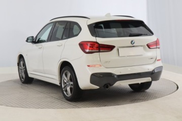 BMW X1 F48 2021 BMW X1 sDrive18i, Salon Polska, Serwis ASO, zdjęcie 3