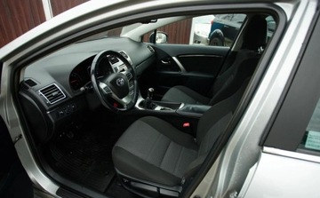 Toyota Avensis III Sedan Facelifting 1.8 Valvematic 147KM 2013 Toyota Avensis 1.8 benzyna 147KM sedan navi kamera cofania LIFT serwis ASO, zdjęcie 6