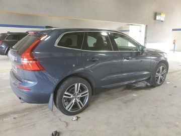 Volvo XC60 II 2021 Volvo XC 60 T5 Momentum 2021 2.0l 2.0 Benzyna 250KM, zdjęcie 3
