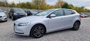 Volvo V40 II Hatchback Facelifting 2.0 D2 120KM 2019 Volvo V40 D2 Momentum, zdjęcie 3
