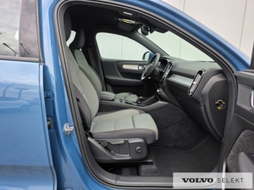 Volvo XC40 Crossover Facelifting 2.0 B4 197KM 2022 Volvo XC 40 Salon PL B4 197KM Aut. Google Kamera C, zdjęcie 15