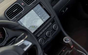 Volkswagen Golf VI Cabriolet 2.0 TSI GTI 210KM 2013 Volkswagen Golf Volkswagen Golf Cabrio GTI 2.0 Benzyna 210KM, zdjęcie 6