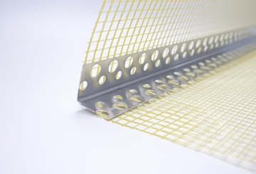 Алюминиевый уголок с сеткой 7х7, 2,5 метра.