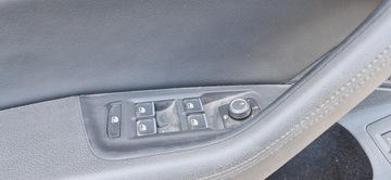 КОЖАНЫЕ БОКОВИНЫ PASSAT B8 COMBI, КАК НОВЫЕ, ДЛЯ ЗАДНИХ СТОРОН