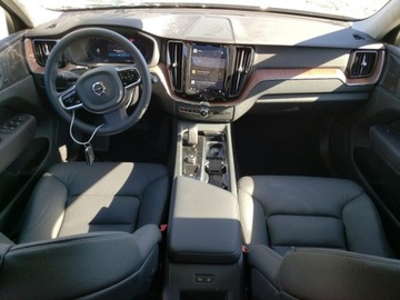Volvo XC60 II 2024 Volvo XC 60 Plus 2024 2.0l 2.0 Benzyna 247KM, zdjęcie 8