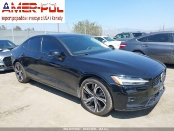 Volvo 2024 Volvo S60 2024 Volvo S60 B5 FWD Plus Dark Theme 2.0 Benzyna 247KM