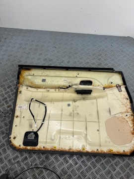 ОБИВКА БОКОВОЙ ДВЕРИ ПРАВАЯ ПЕРЕДНЯЯ MITSUBISHI PAJERO II 5D MR776486