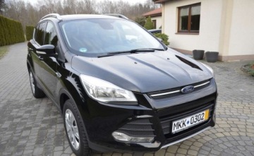 Ford Kuga II SUV Facelifting 1.5 EcoBoost 120KM 2016 Ford Kuga mk2 1.5 Benzyna 120KM Manual Doinwestowany Bezwypadkowy SerwisASO, zdjęcie 3