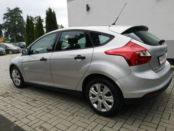 Ford Focus III Hatchback 5d facelifting 1.6 TDCi 115KM 2014 Ford Focus 1.6TDCI 115KM Klimatyzacja Elektryka, zdjęcie 8