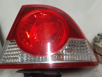 LAMPA TYŁ TYLNA PRAWA HONDA CIVIC VIII SEDAN 06-