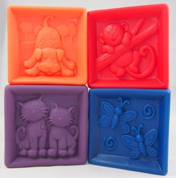 Мягкие кубики-животные количество 10 штук B.toys 6м+