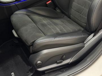 Mercedes Klasa C W205 Kombi Facelifting HYBRYDA 2.0 300 de 306KM 2021 Mercedes-Benz C 300 AMG Line Plug In / 1 właścicie, zdjęcie 9