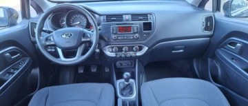 Kia Rio III Hatchback 3d 1.2 DOHC CVVT 85KM 2014 Kia Rio Kia Rio 1.2 Attract 1.2 Benzyna 85KM, zdjęcie 11