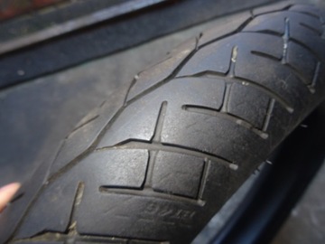 BRIDGESTONE BATTLAX 100/80/17 Протектор на 90% как новый