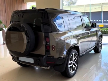 Land Rover Defender IV (L663) Hard Top 90 3.0D R6 250KM 2025 Defender 110 D250 X-Dynamic HSE 3.0 (250KM) 2025, zdjęcie 3