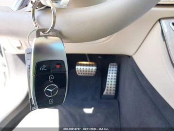 Mercedes Klasa E W213 2022 Mercedes-Benz Klasa E 2022r, E 450, 3.0L 3.0 Benzyna 362KM, zdjęcie 14