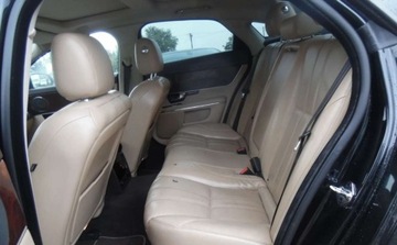 Jaguar XJ VII X351 Sedan SWB 3.0L V6D 600 275KM 2012 Jaguar XJ 2012r, 3.0 Diesel, AUTOMAT, Uszkodzony prawy bok, Jezdzi. 3.0, zdjęcie 8