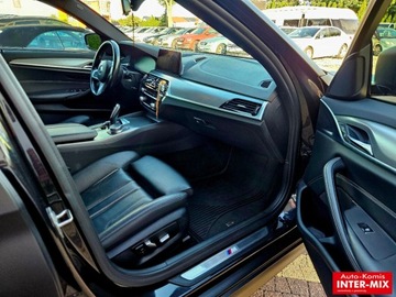 BMW Seria 5 G30-G31 Limuzyna 530i 252KM 2019 BMW Seria 5 BMW 530 I xdrive 3,0 M-pakiet 2.0 Benzyna 252KM, zdjęcie 32