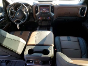 Chevrolet Silverado II 2023 Chevrolet Silverado k3500 high country, 2023r., 4x4, 6.6L 6.6 Diesel 445KM, zdjęcie 6