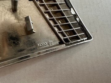 ZNAK ZNAKY PŘEDNÍ M300 CHEVROLET SPARK