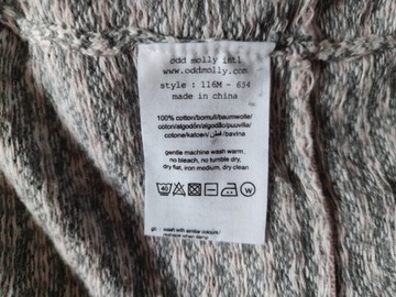 ODD MOLLY sweter wdzianko z falbaną szarfą 2-36