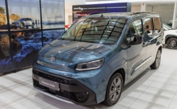 Toyota 2024 Toyota Proace City City Verso Long 1.5 D-4D Family aut 1.5 Diesel 130KM, zdjęcie 2