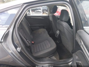 Ford Fusion 2020 Ford Fusion Hybrid Se 2020 2.0 Hybryda 141KM, zdjęcie 12