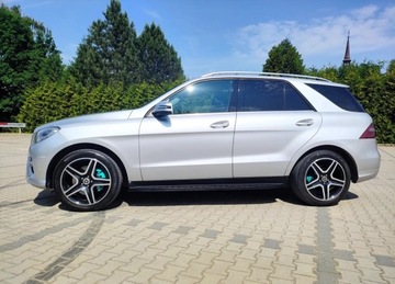 Mercedes Klasa M W166 Off-roader 350 BlueTEC 4MATIC 258KM 2012 Mercedes-Benz ML 350 BlueTEC 4MATIC 7G-TRONIC 350, zdjęcie 1