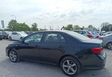 Toyota Corolla X Sedan 2.0 D-4D 126KM 2008 Toyota Corolla Toyota Corolla 2.0 Diesel 126KM, zdjęcie 2