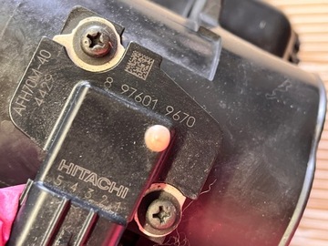 ISUZU D-MAX II POUZDRO FILTRU VZDUCHU VÁHA VZDUCHU 8976019670 898179138