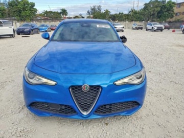 Alfa Romeo Giulia II 2021 Alfa Romeo Giulia 2021r., Ti, 2L, od ubezpieczalni 2.0 Benzyna 284KM, zdjęcie 1