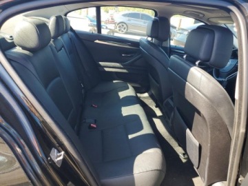 BMW Seria 5 F10-F11 Limuzyna 535i 306KM 2011 BMW Seria 5 2011 BMW 535 XI 3.0 Benzyna 306KM, zdjęcie 9
