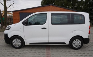 Opel Vivaro C Kombi Long 1.5 102KM 2020 Opel Vivaro Bezwypadkowy Serwisowany 1-Wlasciciel Navi 9-Osobowy Pdc Tempo, zdjęcie 2