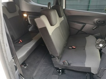 Dacia Lodgy Minivan Facelifting 1.6 SCe 102KM 2019 Dacia Lodgy 1.6 Benzyna 102KM# Klima # Halogeny #, zdjęcie 16