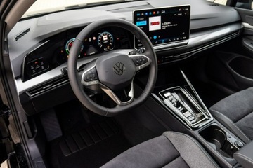 Volkswagen Golf VIII Hatchback Facelifting 1.5 eTSI mHEV 150KM 2025 Volkswagen Golf Style 1.5 TSI eHybrid 150 KM DSG, zdjęcie 10