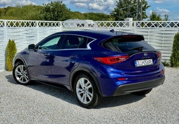 Infiniti Q30 1.6T 122KM 2016 Infiniti Q30 Infiniti Q30 1.6t Premium Tech 1.6 Benzyna 122KM, zdjęcie 1