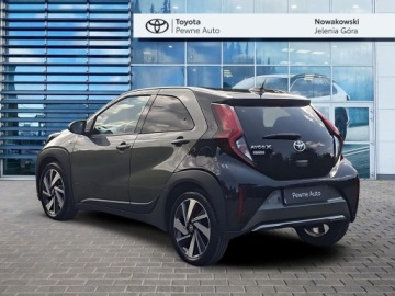 Toyota Aygo X 1.1 VVT-i 72KM 2022 Toyota Aygo X 1.0 VVTi Executive 1.0 VVTi Executiv, zdjęcie 7